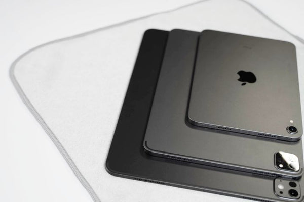 iPad 13インチまで対応